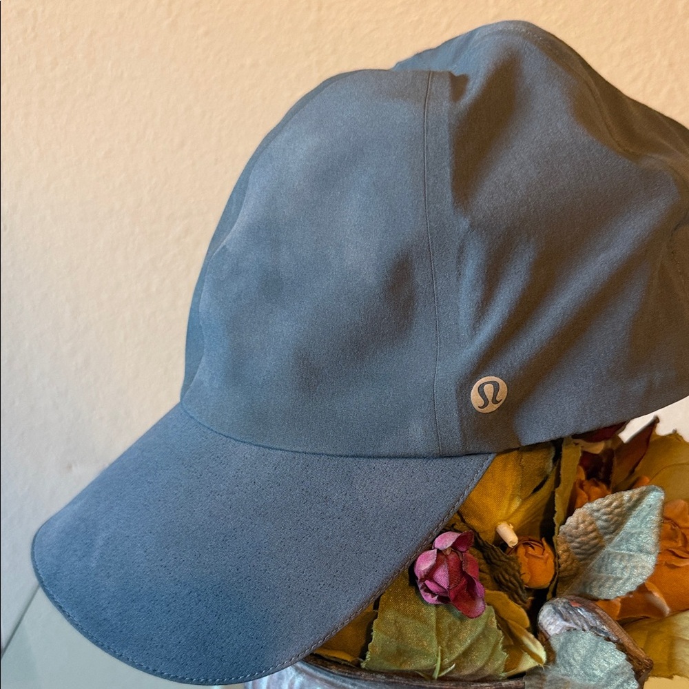 lululemon athletica Slate Gray Cap